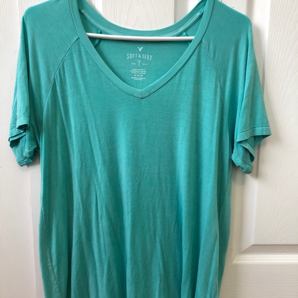 American eagle soft and sexy v neck tee